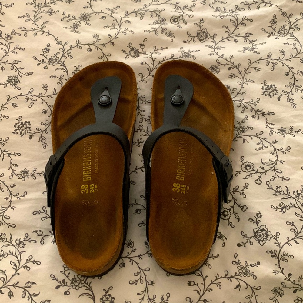 Birkenstocks Gizeh Size 38